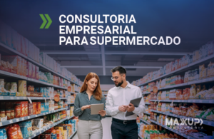 Planejamento estratégico para crescer com controle: gestores analisando indicadores e plano de ação em reunião