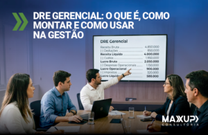DRE gerencial analisado por gestor financeiro brasileiro em reunião de controladoria empresarial